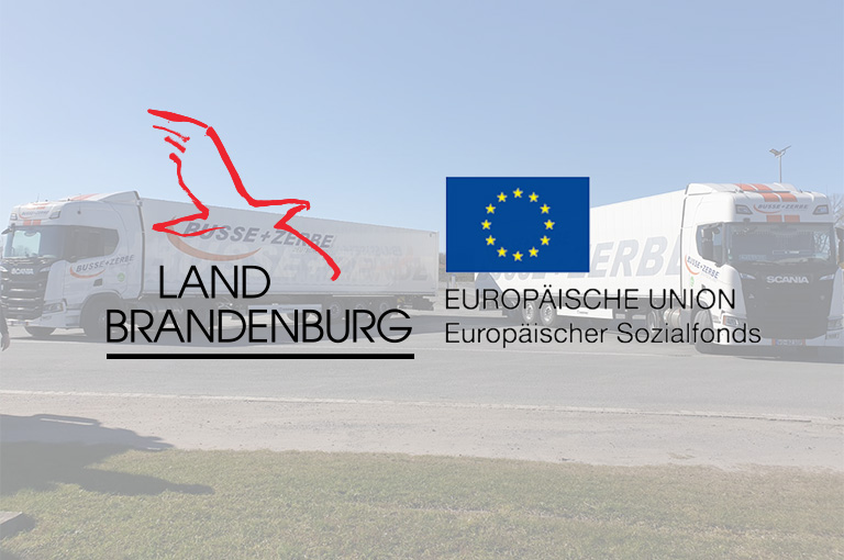 Logos des Ministerium Wirtschaft, Arbeit und Energie des Landes Brandenburg mit einem rot umrandeten Adler oberhalb und die EU-Flagge mit Schriftzug des EU Sozialfonds
